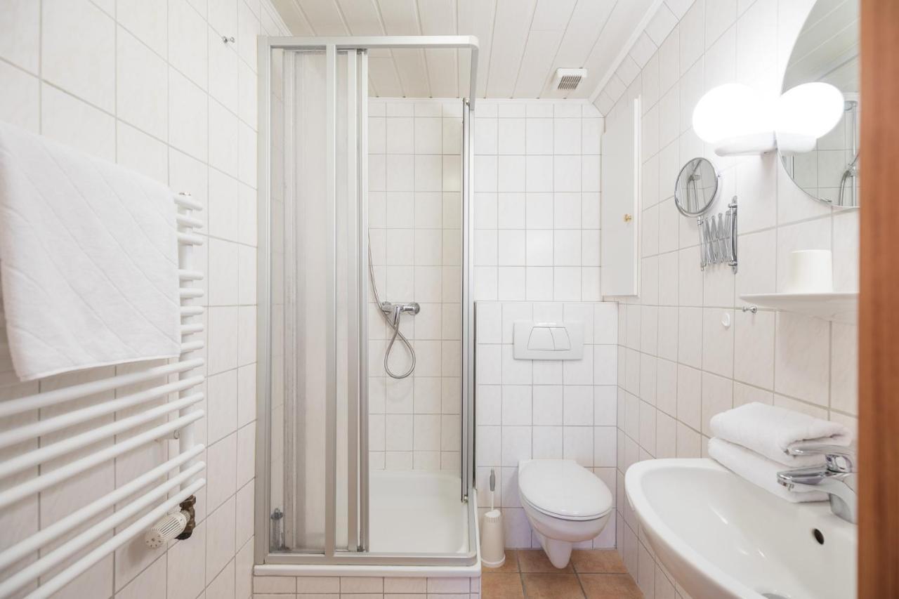 Direkt am Deich - Ferienwohnung Amrum im Gästehaus Am Badedeich Dagebüll Exterior foto